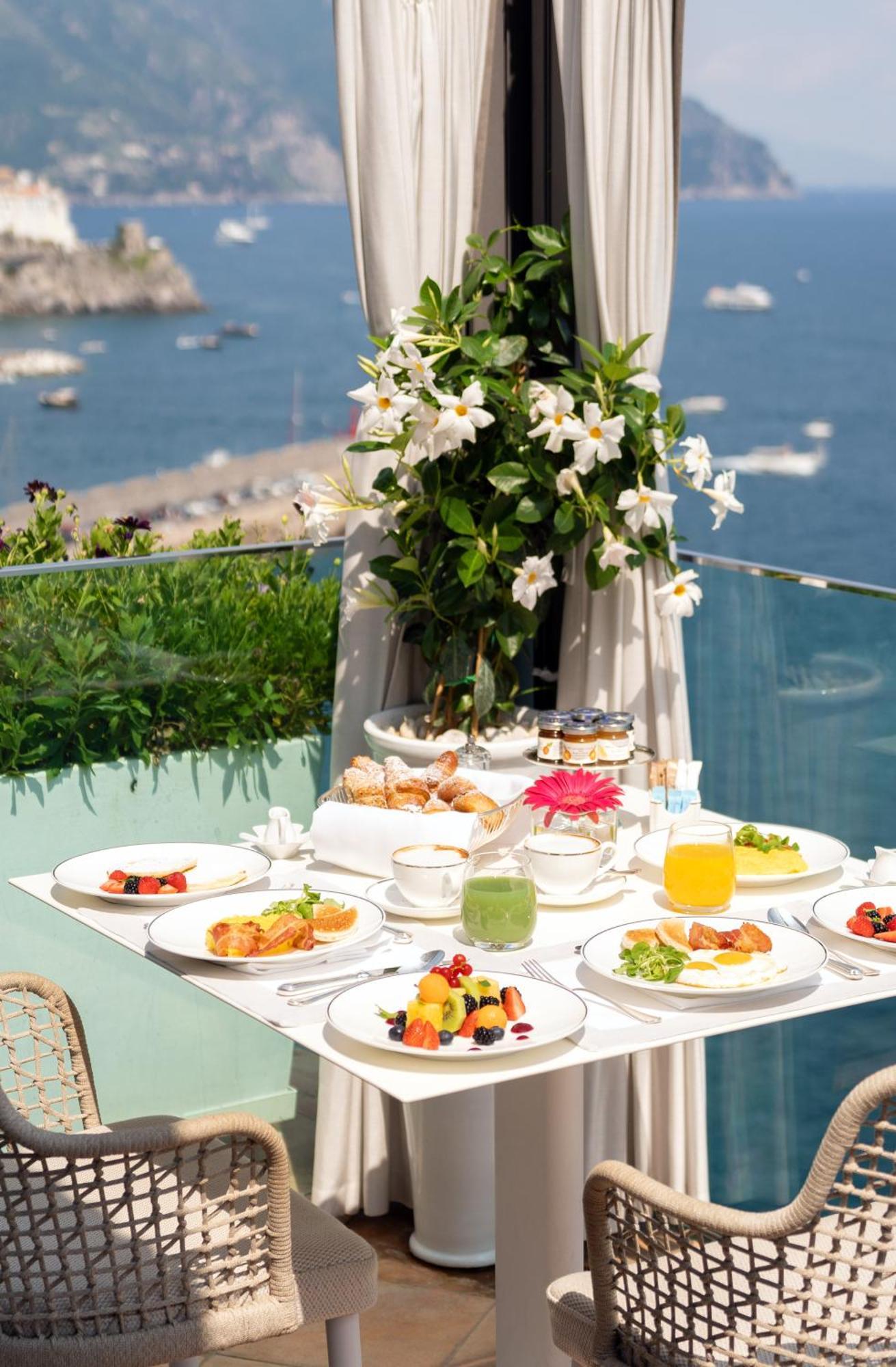 Hotel Miramalfi Esterno foto