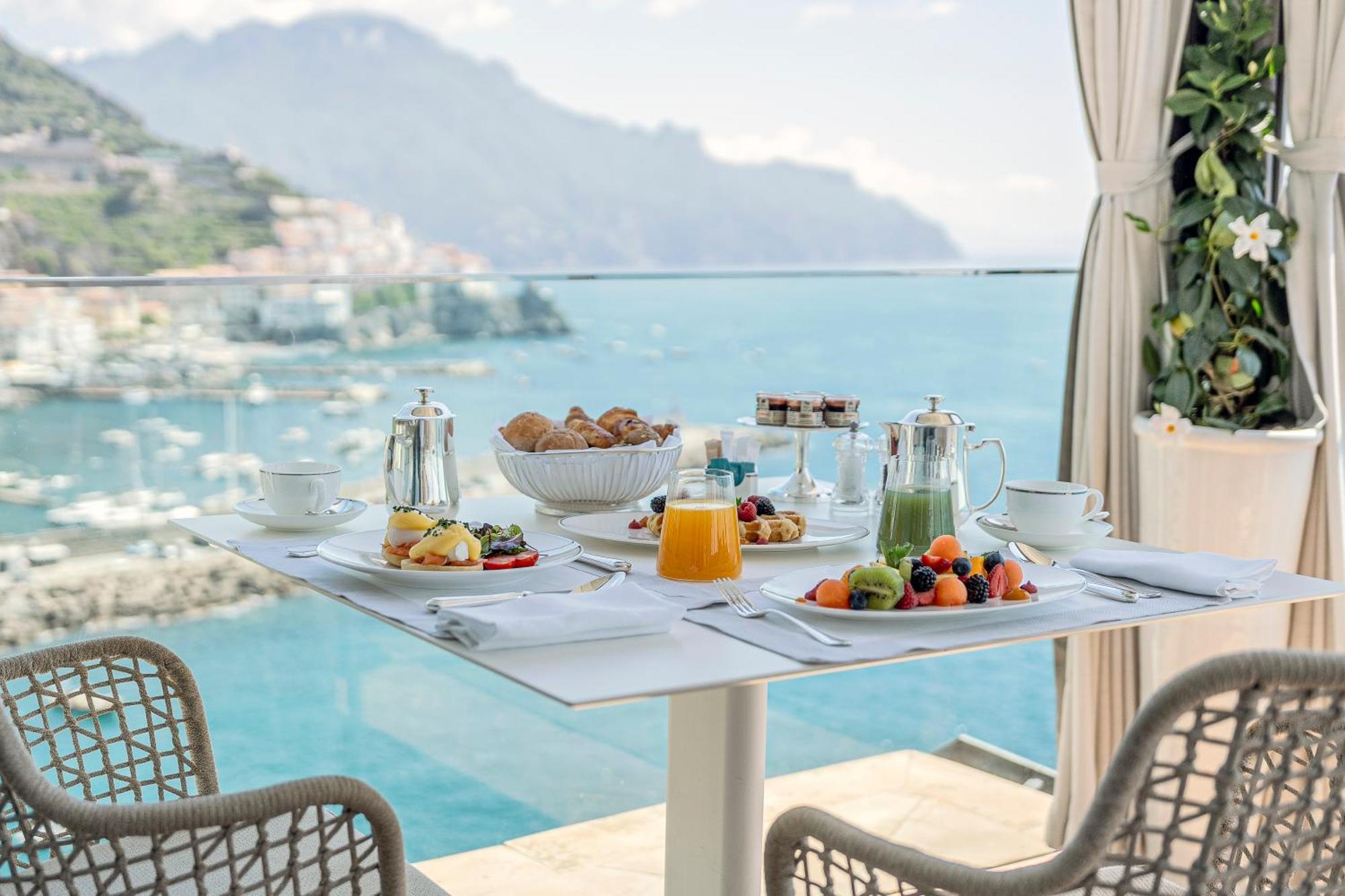 Hotel Miramalfi Esterno foto